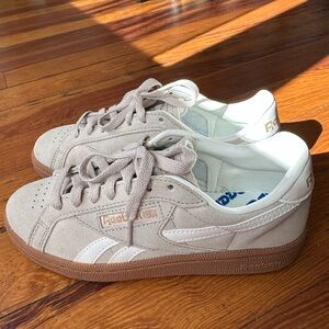Reebok Club C grounds sneakers classic beige size 6